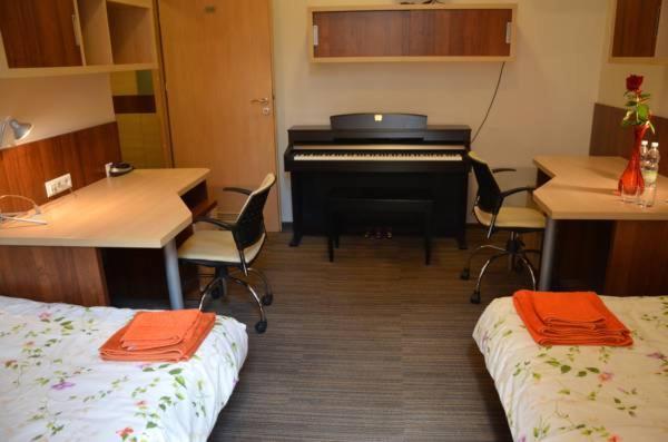 Dom Studencki Akademia Muzyczna Hostel Krakow Luaran gambar